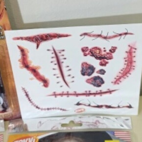 NWT - Lot of assorted pirate, wound and scar tattoos - Picture 8 of 8